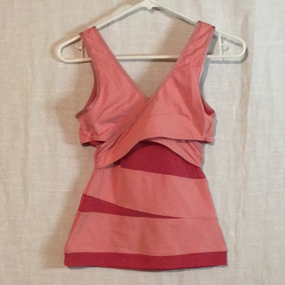 Victoria’s Secret Sport Sleeveless Tank - Picture 3 of 6